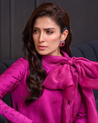 Ayeza Khan